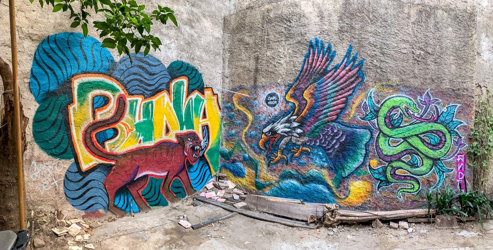 Eagle mural by Cundo Marchi in Tigre