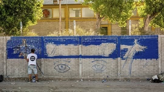 Maanso Meeting wall before The Fusion of Life mural