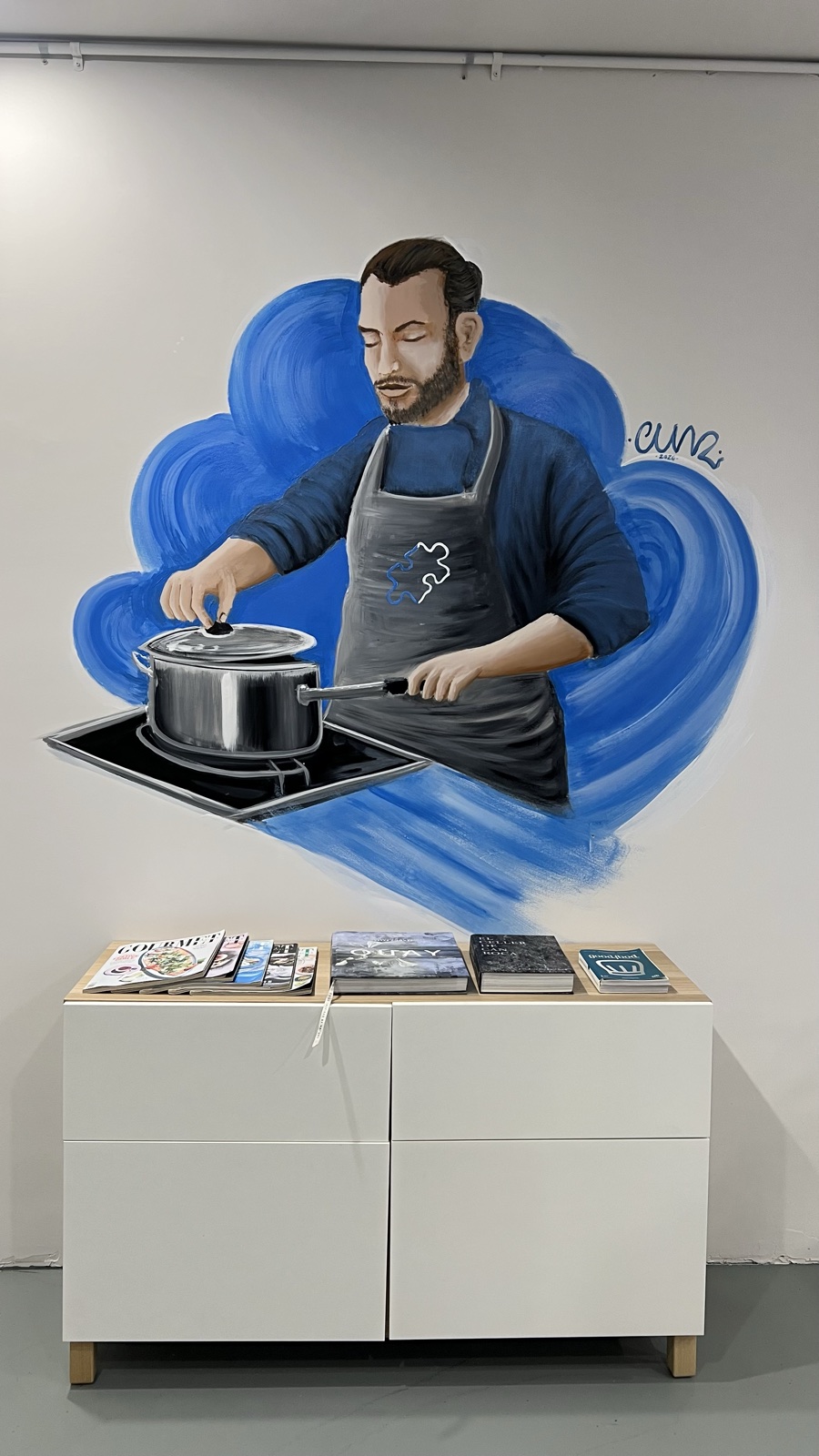 The Chef finished mural by Cundo Marchi, Broadbeach, Queensland, Australia