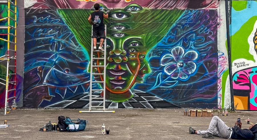 Meeting of Styles mural by Cundo Marchi in Malmö, Sweden, view 3