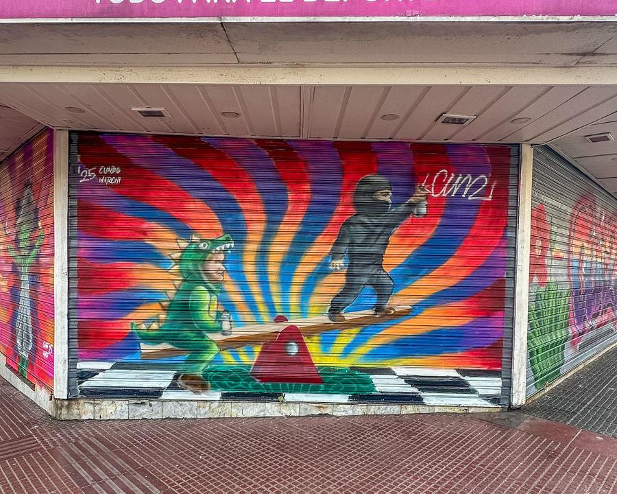 The Seesaw mural by Cundo Marchi in Buenos Aires, Argentina, view 3